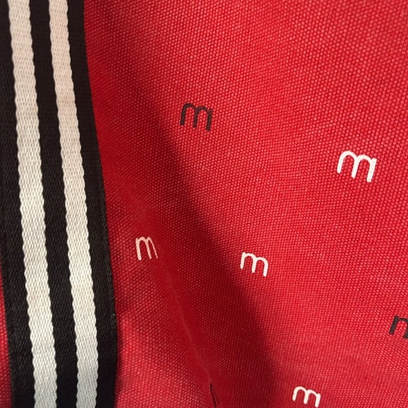 SOLD🦞🦞🦞Disney Loungefly Mickey and Minnie Large Vintage Duffle Bag - Picture 8 of 12